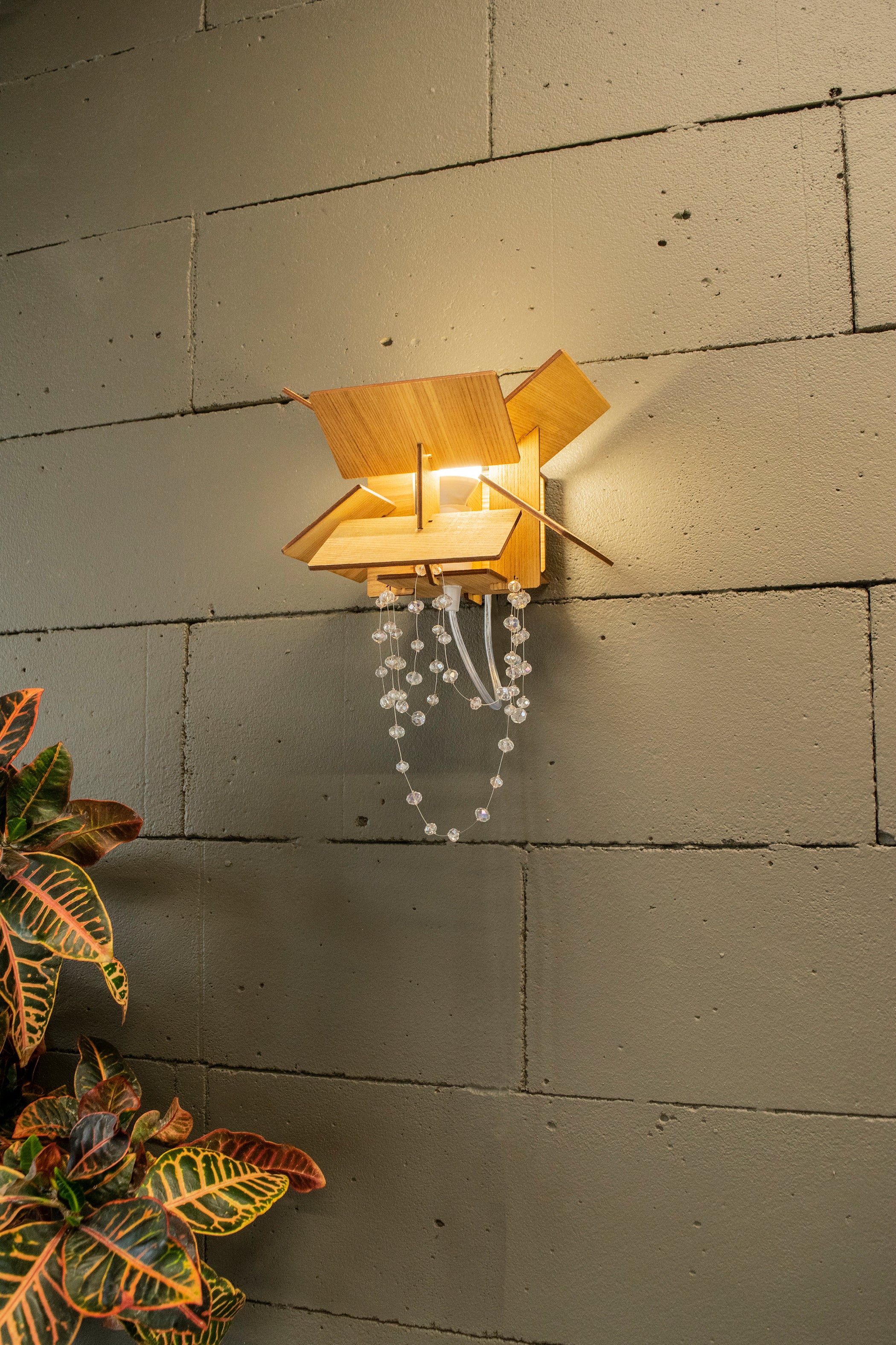 Wall Light Veneer with Crystals